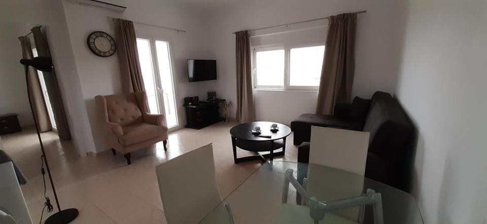 Thea Apartment Агия-Марина Экстерьер фото