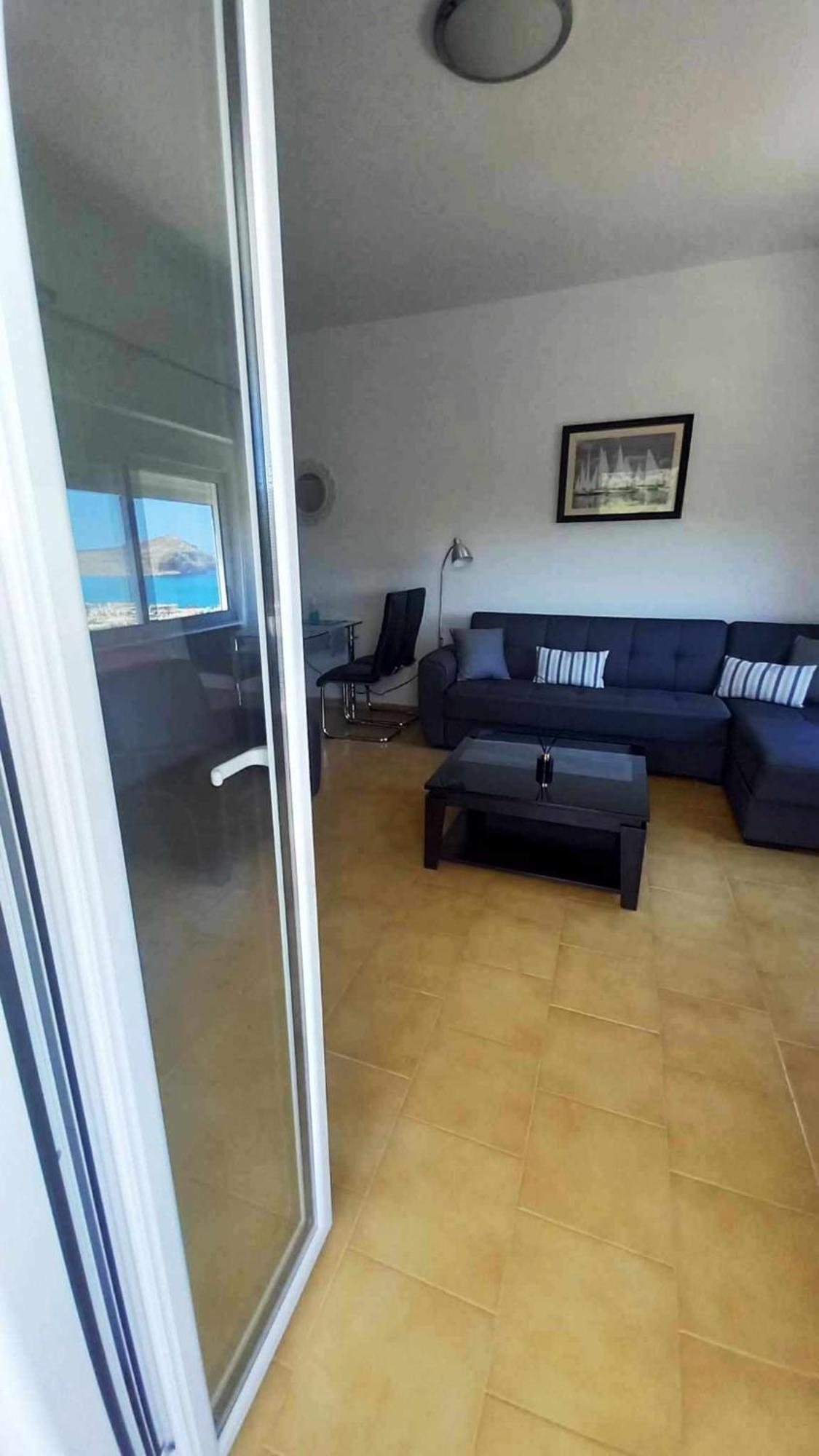 Thea Apartment Агия-Марина Экстерьер фото