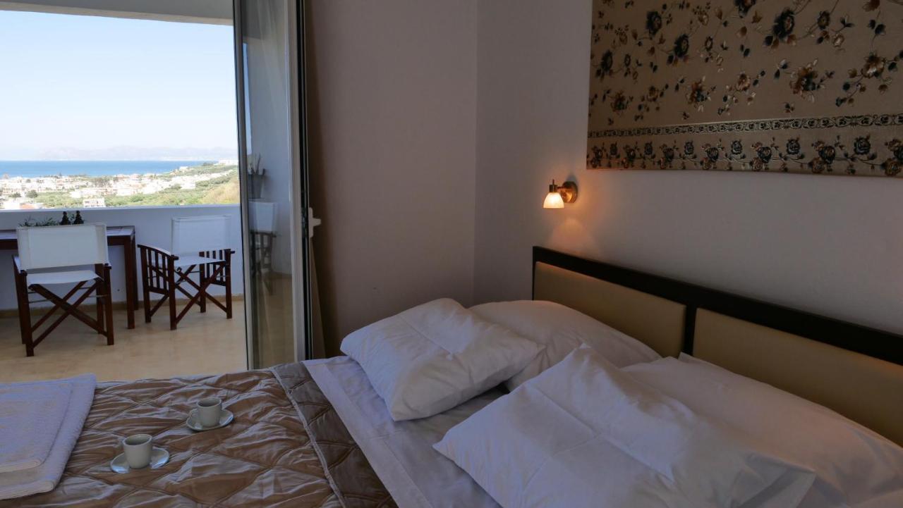 Thea Apartment Агия-Марина Экстерьер фото